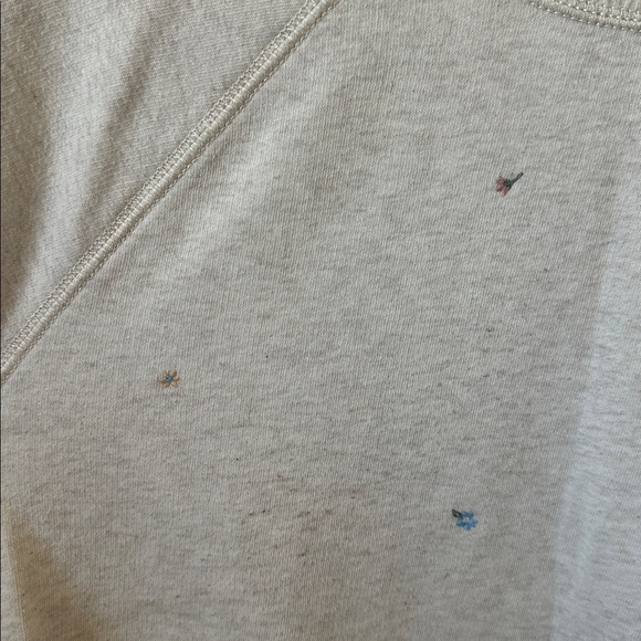 American Eagle Flowered Pullover - Picture 4 of 4